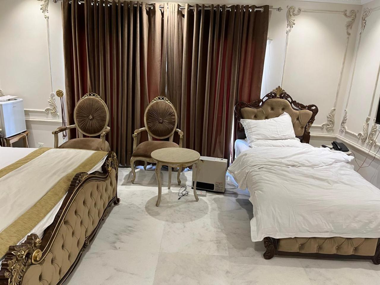 Arish Luxury Suites Skardu Exterior photo