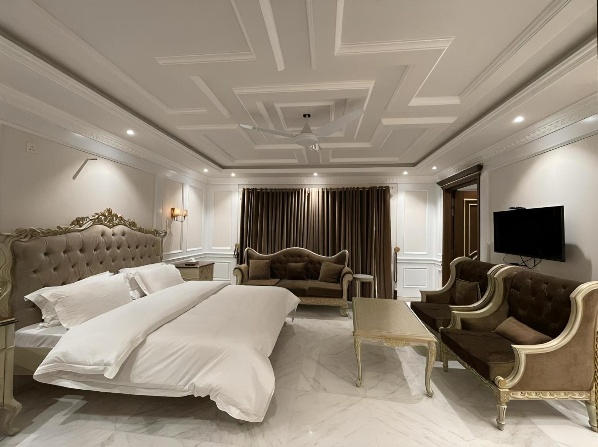 Arish Luxury Suites Skardu Exterior photo